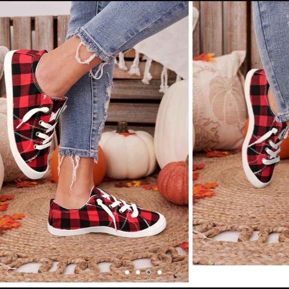 Shoes - Picture 2 of 2